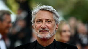 Antoine de Caunes lance un magazine manifeste, "Vieux"