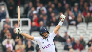 Root stars as England beat New Zealand in 1st Test