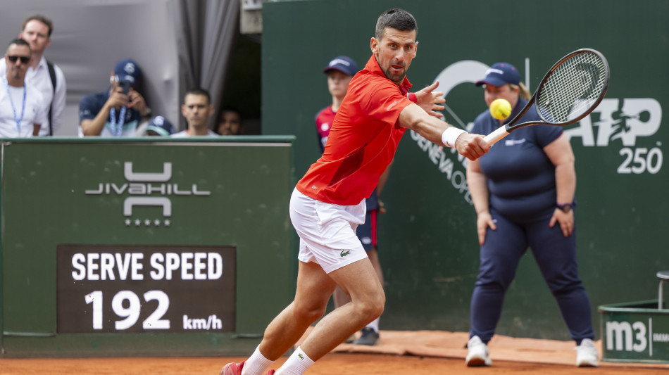 Djokovic ko a Ginevra, Machac in finale