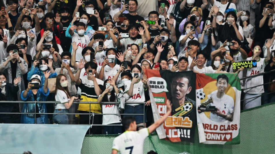 Son and Kane lead 6-3 Spurs romp to delight South Korean fans