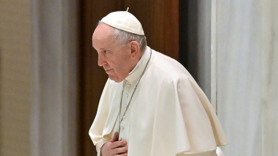 Le pape François annule sa visite à Florence en raison d'une douleur "aiguë" au genou 