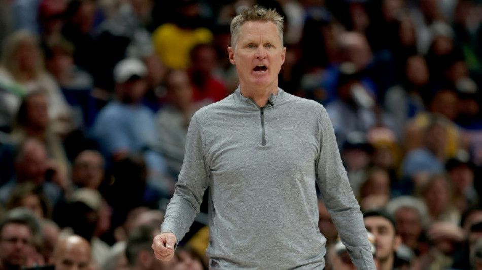 Kerr, LeBron lead sports world fury after Texas school shooting