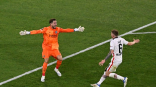 'All heroes' - Trapp hails support as Frankfurt win Europa League