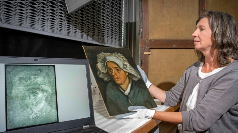 UK gallery unearths hidden Van Gogh self-portrait