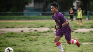 Thaïlande : l'entraîneur de foot coincé avec des garçons dans une grotte, à nouveau piégé par les eaux