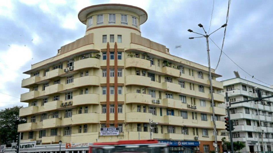 India's architecture fans guard Mumbai's Art Deco past