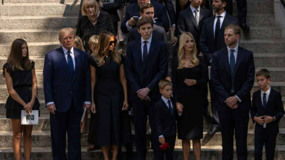 La famille Trump fait ses adieux à Ivana lors de funérailles à New York