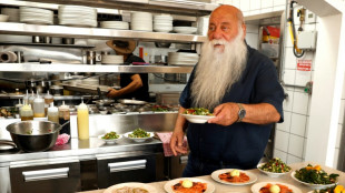 En Israël, un chef reconstruit son restaurant symbole de la coexistence