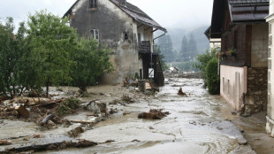 Inondations et glissements de terrain en Autriche, des villages isolés 