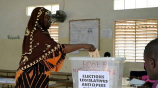 Senegal celebra legislativas, con nuevos dirigentes en busca de amplia mayoría