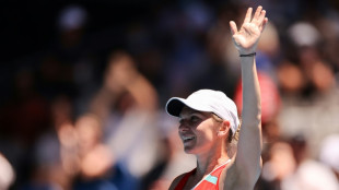 Medvedev aims to march on as resurgent Halep sweeps into last 16