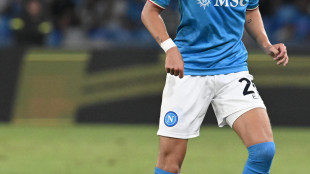 Calcio: Napoli ufficializza la cessione di Lindstrom all'Everton