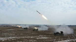 US steps up invasion warnings as Ukraine tensions soar