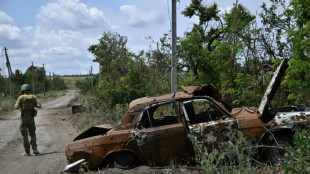 Ucrânia bombardeia ponte entre Crimeia, anexada pela Rússia, e zona ocupada