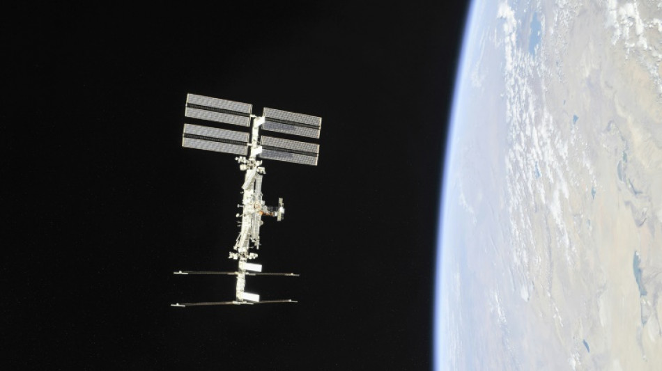 Le premier équipage entièrement privé vers la Station spatiale prêt à décoller dans un mois