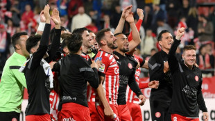 Girona vence Real Madrid (4-2) com 4 gols de Castellanos e Barça fica mais perto do título