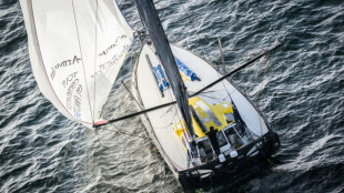 Vendée Globe: Le Cam, toujours à l'est et toujours leader à 07h00