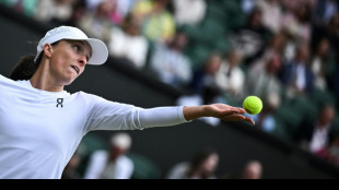 Swiatek faces 'gangster' threat, Djokovic feels need for Wimbledon speed