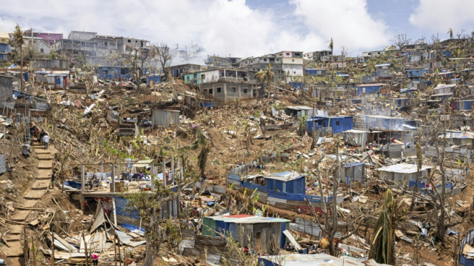 Cyclone à Mayotte: le bilan s'alourdit à 39 morts 