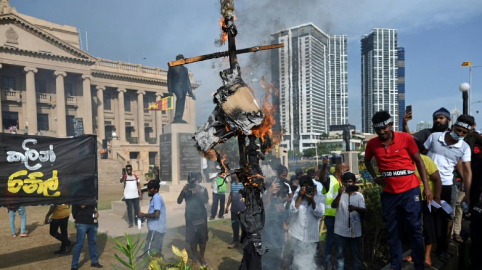 Sri Lanka: trois candidats en lice pour la présidentielle, dont l'un dans le collimateur des manifestants 