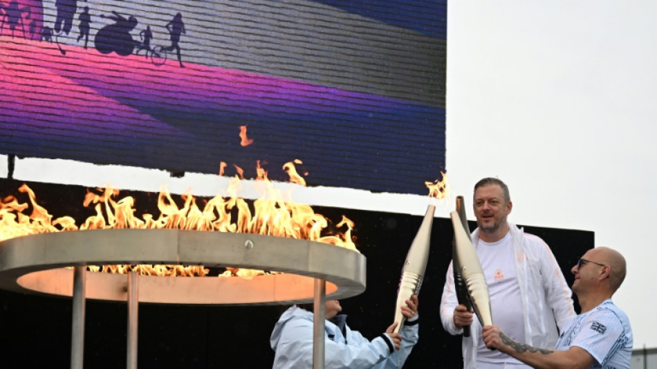 Paralympische Flamme im englischen Stoke Mandeville entzündet