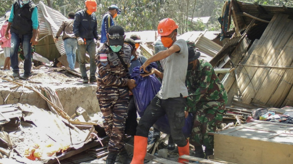 Indonesia volcano eruption kills 6, sets villages aflame