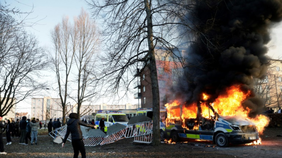 Neun Polizisten in Schweden am Rande von islamfeindlicher Versammlung verletzt