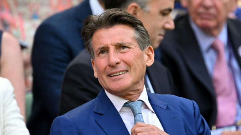 Sebastian Coe é reeleito presidente da World Athletics