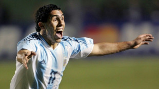 Argentina forward Tevez announces retirement 