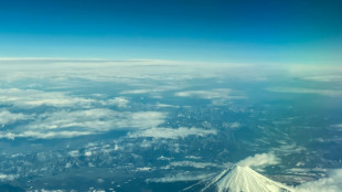 Los excursionistas pagarán 13 dólares para ascender al monte Fuji, en Japón