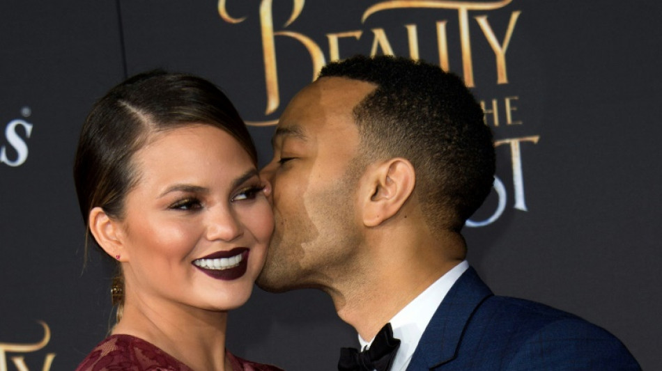 La modelo Chrissy Teigen anuncia su embarazo a casi dos años de sufrir una pérdida