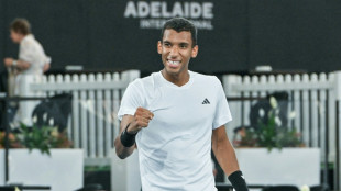 Auger-Aliassime belatedly beats Paul to reach Adelaide final