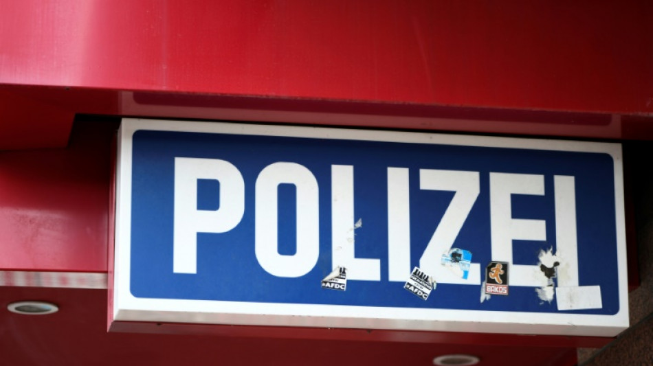 Bremerhavener Polizisten befreien Frau aus öffentlicher Toilette