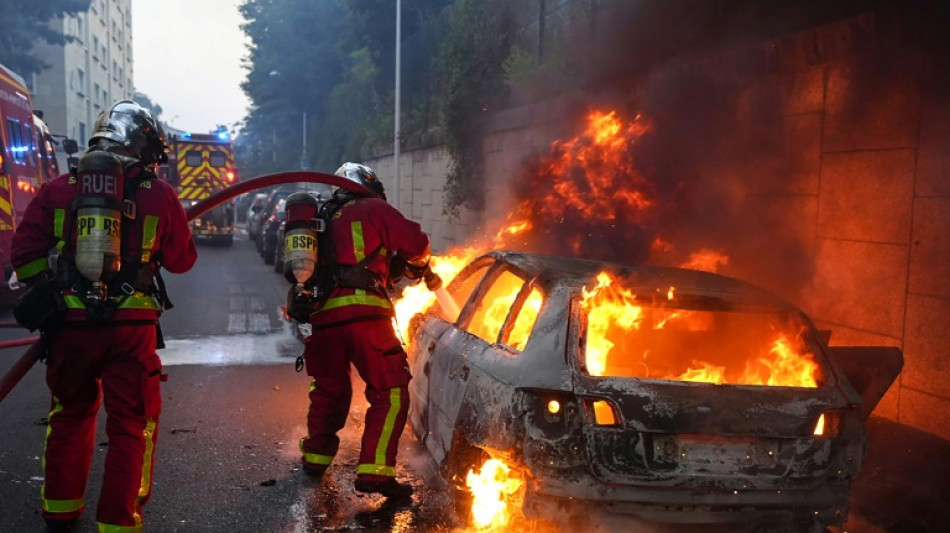 Distúrbios na França após morte de jovem em ação policial