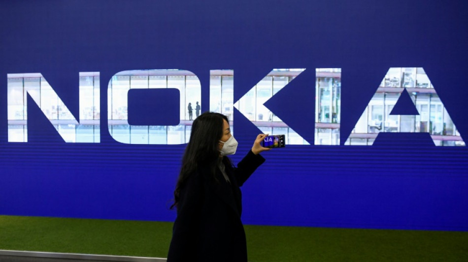 La empresa de telecomunicaciones finlandesa Nokia se retira de Rusia