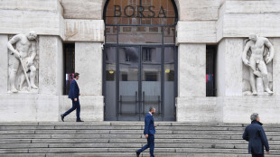 Borsa: Milano apre in calo, Ftse Mib -0,78%