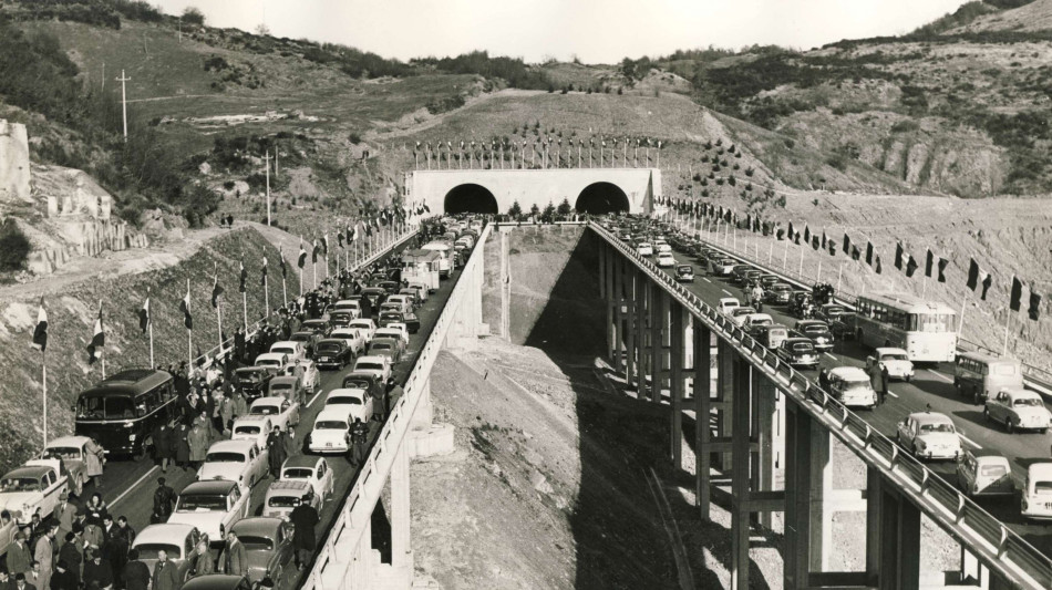 Autostrada del Sole fa 60 anni,cambiò la vita degli italiani