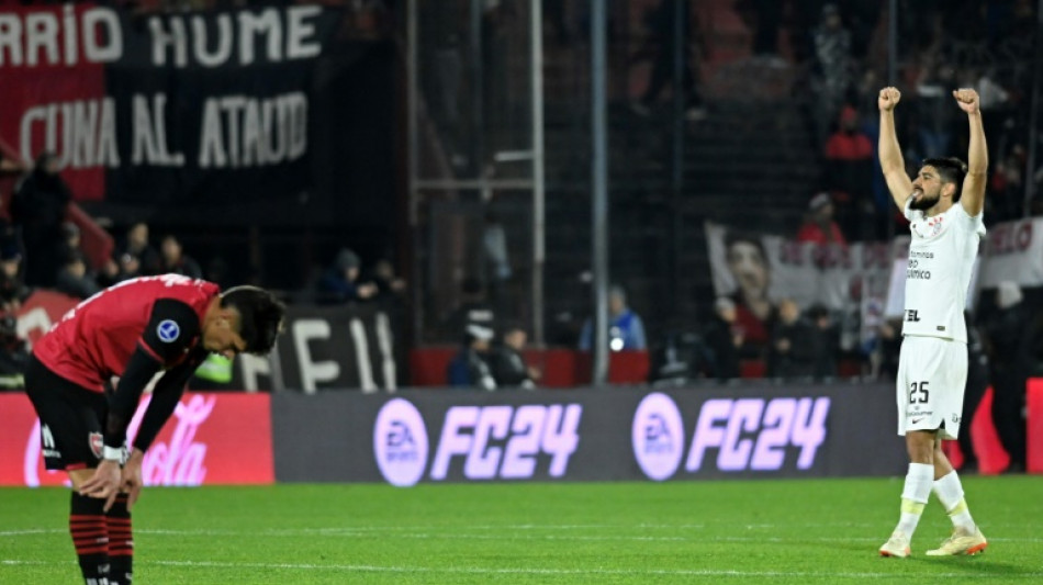 Corinthians empata na visita ao Newell's (0-0) e vai às quartas da Sul-Americana