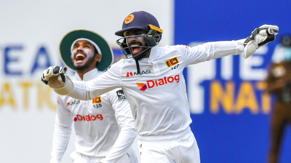 Jayasuriya puts Pakistan in trouble with latest five-wicket haul
