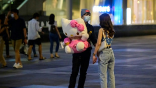 Tailandia pide practicar sexo con mascarilla para San Valentín