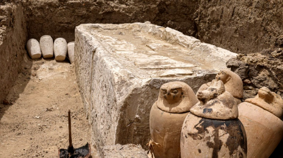 Duas oficinas de embalsamamento descobertas no Egito na necrópole de Saqqara