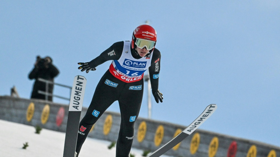 Freitag vergibt Führung: Skispringerinnen bleiben ohne Podest