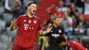 Bayern Munich confirm departure of Suele at end of season