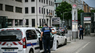 Attaque au couteau à Lyon: quatre blessés, l'agresseur arrêté