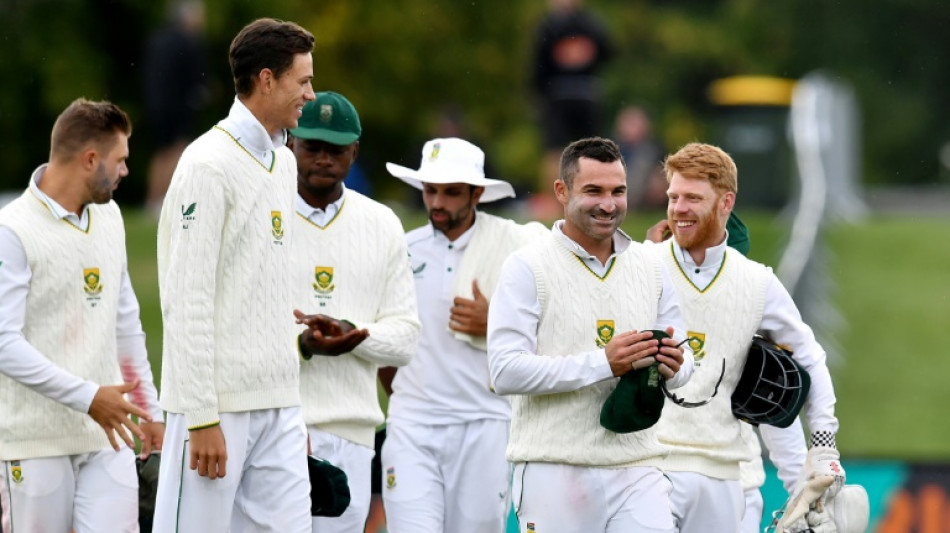 S. Africa hope to end poor Durban run against Bangladesh