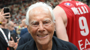 Gli auguri dell'Olimpia Milano ad Armani, 'eterna riconoscenza'