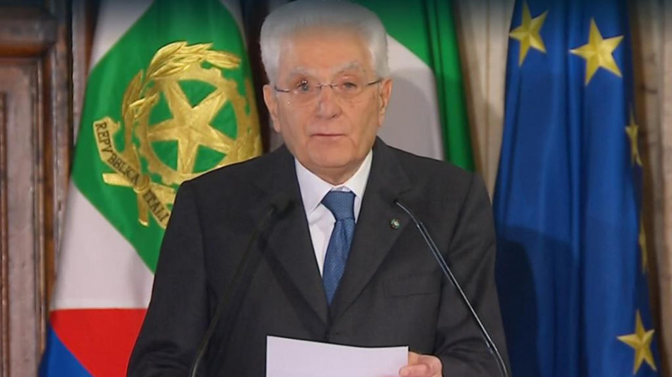 Mattarella, cittadini vedano l'armonia tra le istituzioni