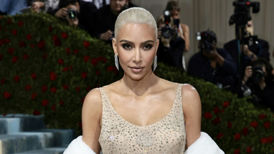 Kim Kardashian accusée d'avoir abîmé la robe de Marilyn Monroe au gala du Met