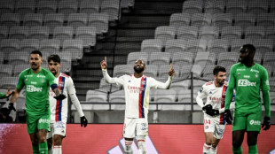 Dembele penalty gives Lyon derby win  