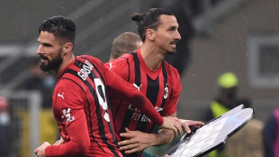 Ageing Ibra out again as goal-shy Milan defend Serie A lead